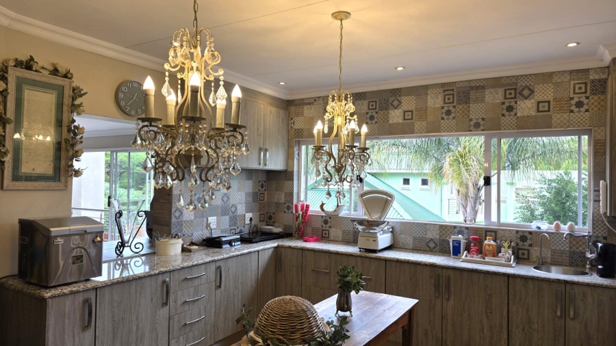 3 Bedroom Property for Sale in Caribbean Beach Club North West